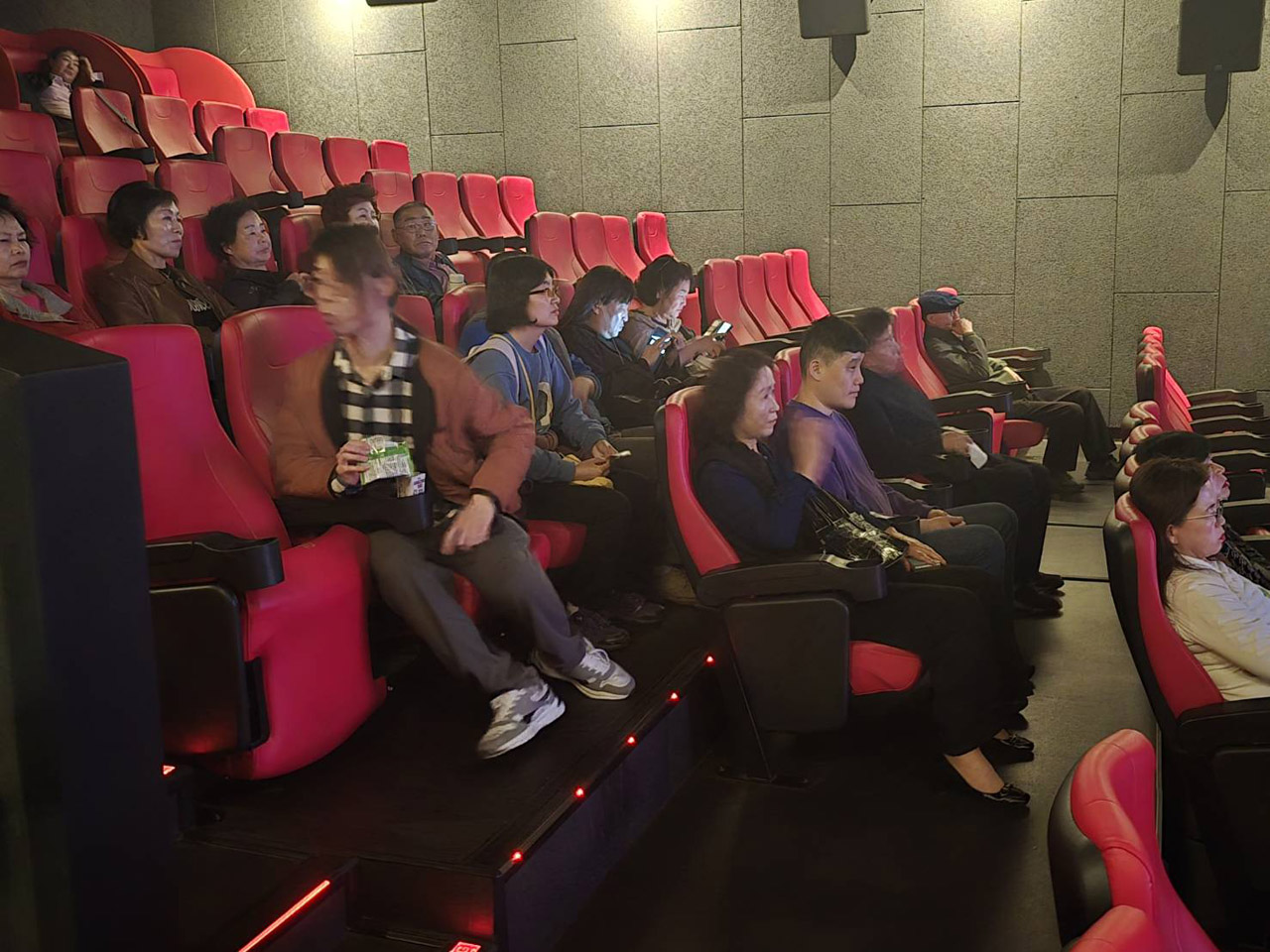 PDFF영화주간 사진_부산협회 (3).jpg